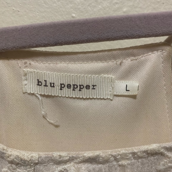 Off-White Boho Flowy Francesca’s Dress - Picture 3 of 3